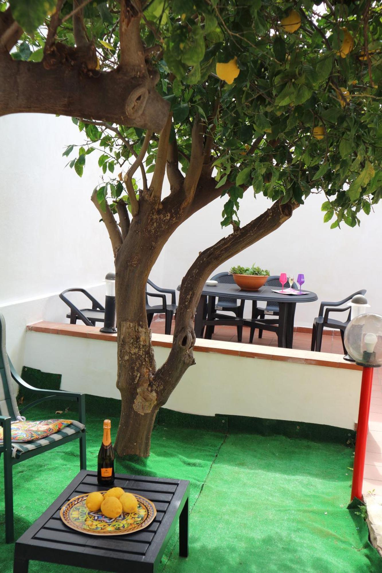 Ferienwohnung Mondello House Lemon Palermo Exterior foto